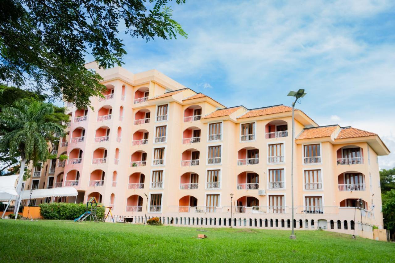 Hotel Penon Suites Girardot Kültér fotó