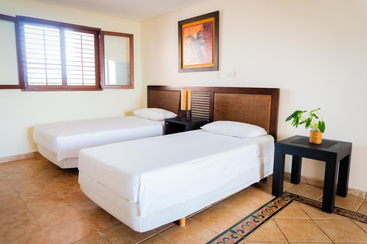 Hotel Penon Suites Girardot Kültér fotó