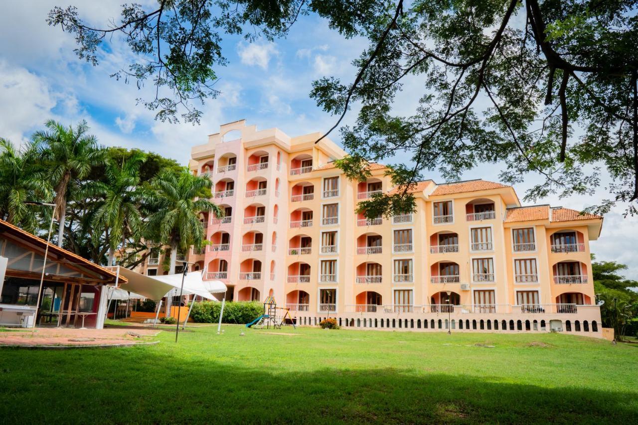 Hotel Penon Suites Girardot Kültér fotó
