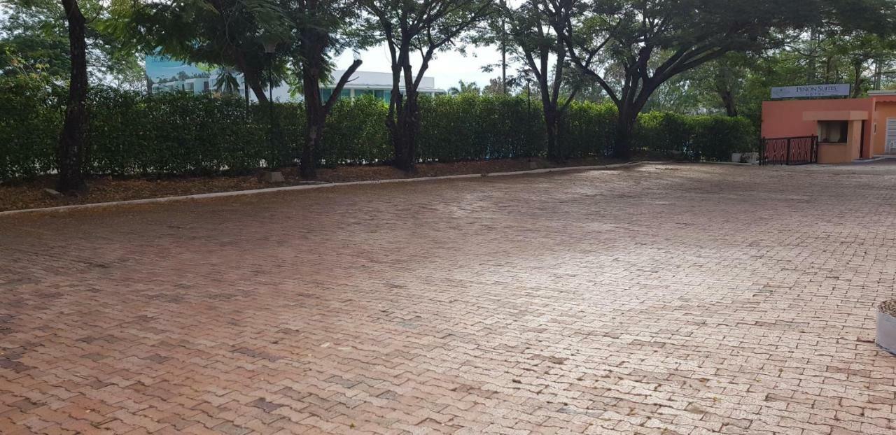 Hotel Penon Suites Girardot Kültér fotó