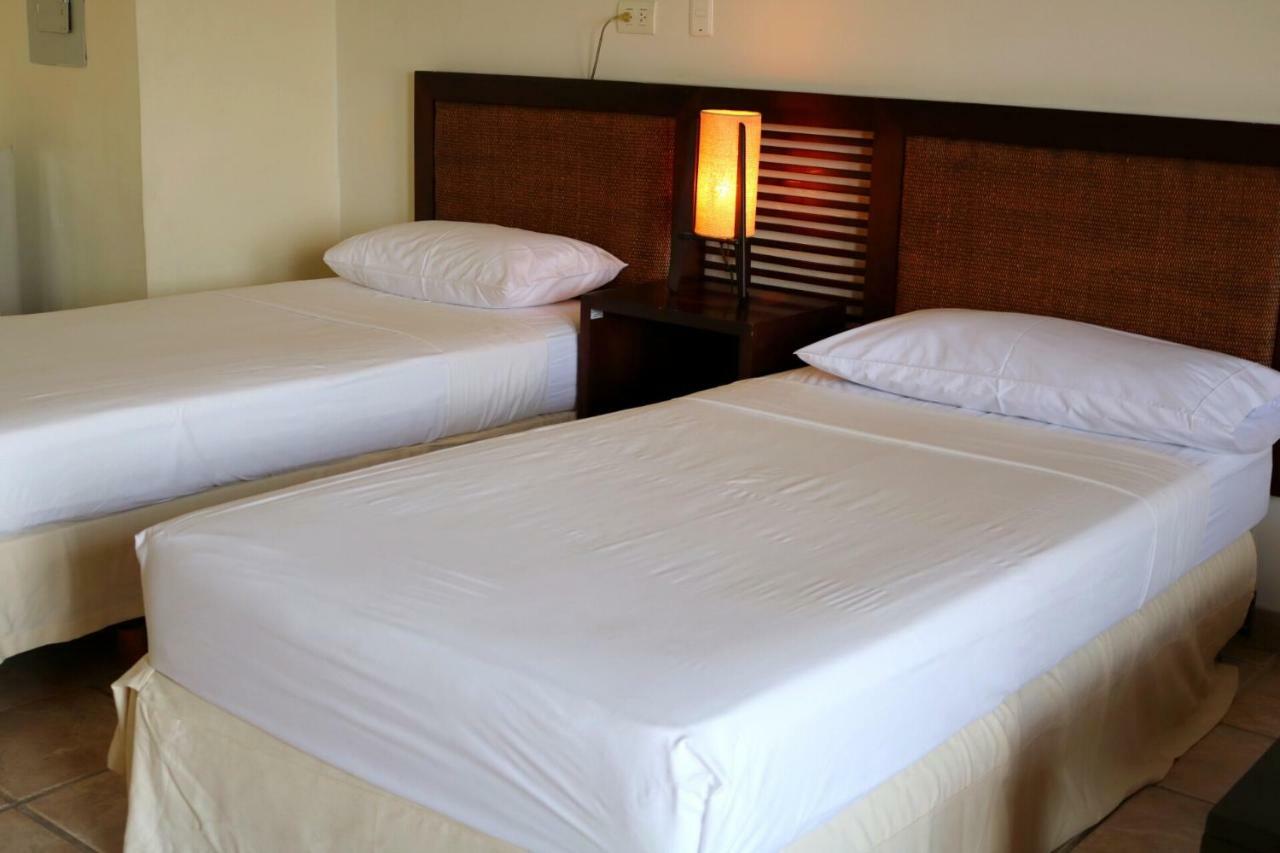 Hotel Penon Suites Girardot Kültér fotó